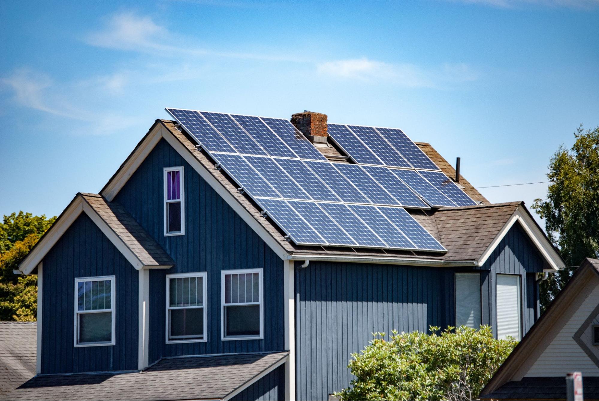 How solar financing & incentives can help you go green